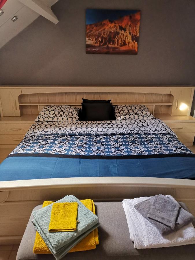 Mevazara Guesthouse Мальмеди Экстерьер фото